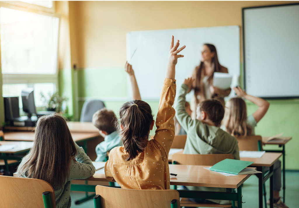 Metodologia Ativa: aula que incentiva a participação e troca entre os alunos